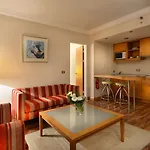 Hiltonsa מלון 5*