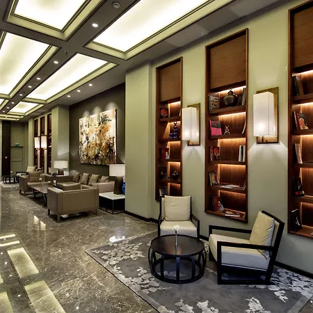 Ξενοδοχείο Hiltonsa 5*
