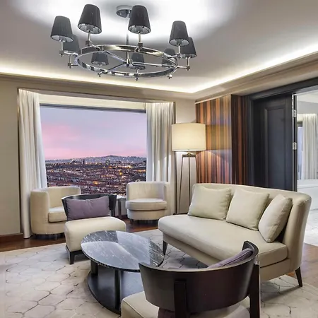 Ξενοδοχείο Hiltonsa 5*