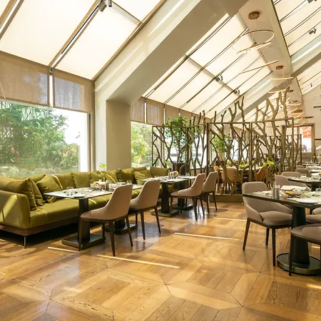 Отель Hiltonsa 5*