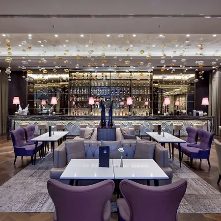 Отель Hiltonsa 5*