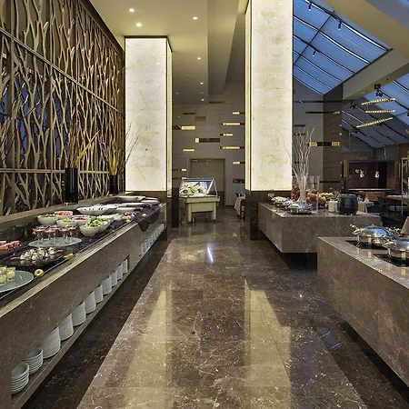 Отель Hiltonsa