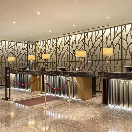 Отель Hiltonsa 5*