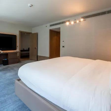 Hiltonsa Отель 5*
