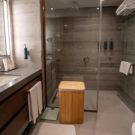 Hiltonsa Отель